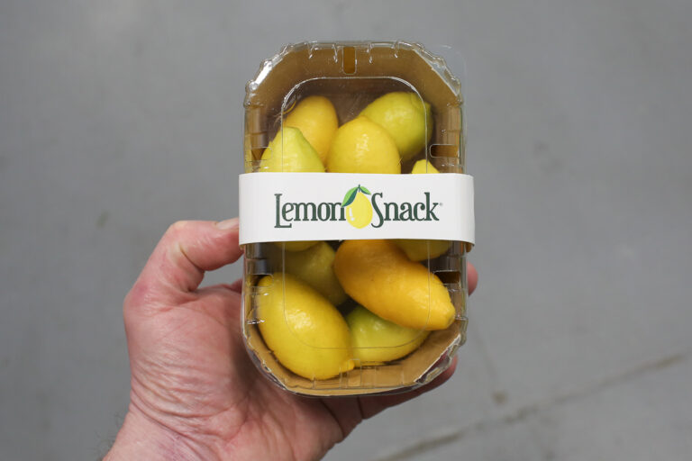 Snacking lemons